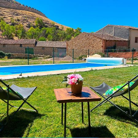 Hotel Rural La Huerta Montejo de la Vega de la Serrezuela Екстериор снимка