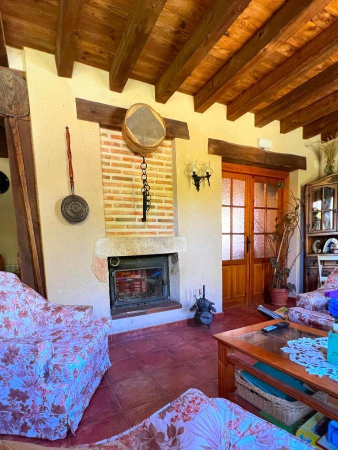 Hotel Rural La Huerta Montejo de la Vega de la Serrezuela Екстериор снимка