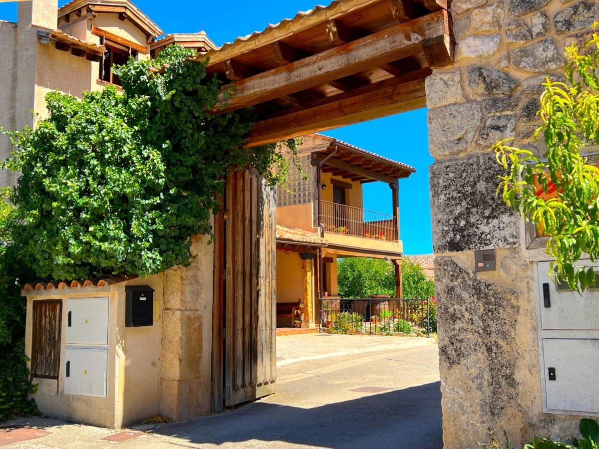 Hotel Rural La Huerta Montejo de la Vega de la Serrezuela Екстериор снимка
